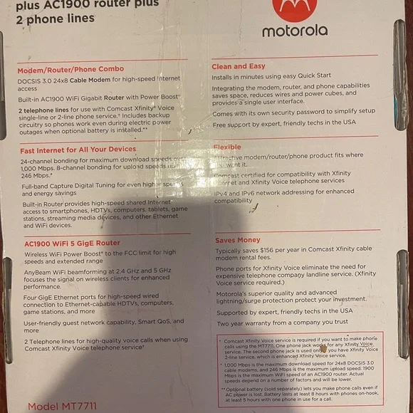 Motorola AC1900 WiFi Router with Modem - Picture 3 of 7